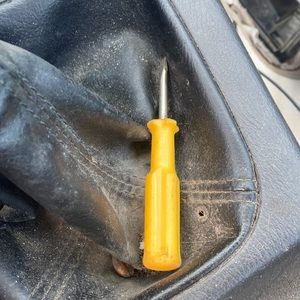 Meet your Posher, Robert